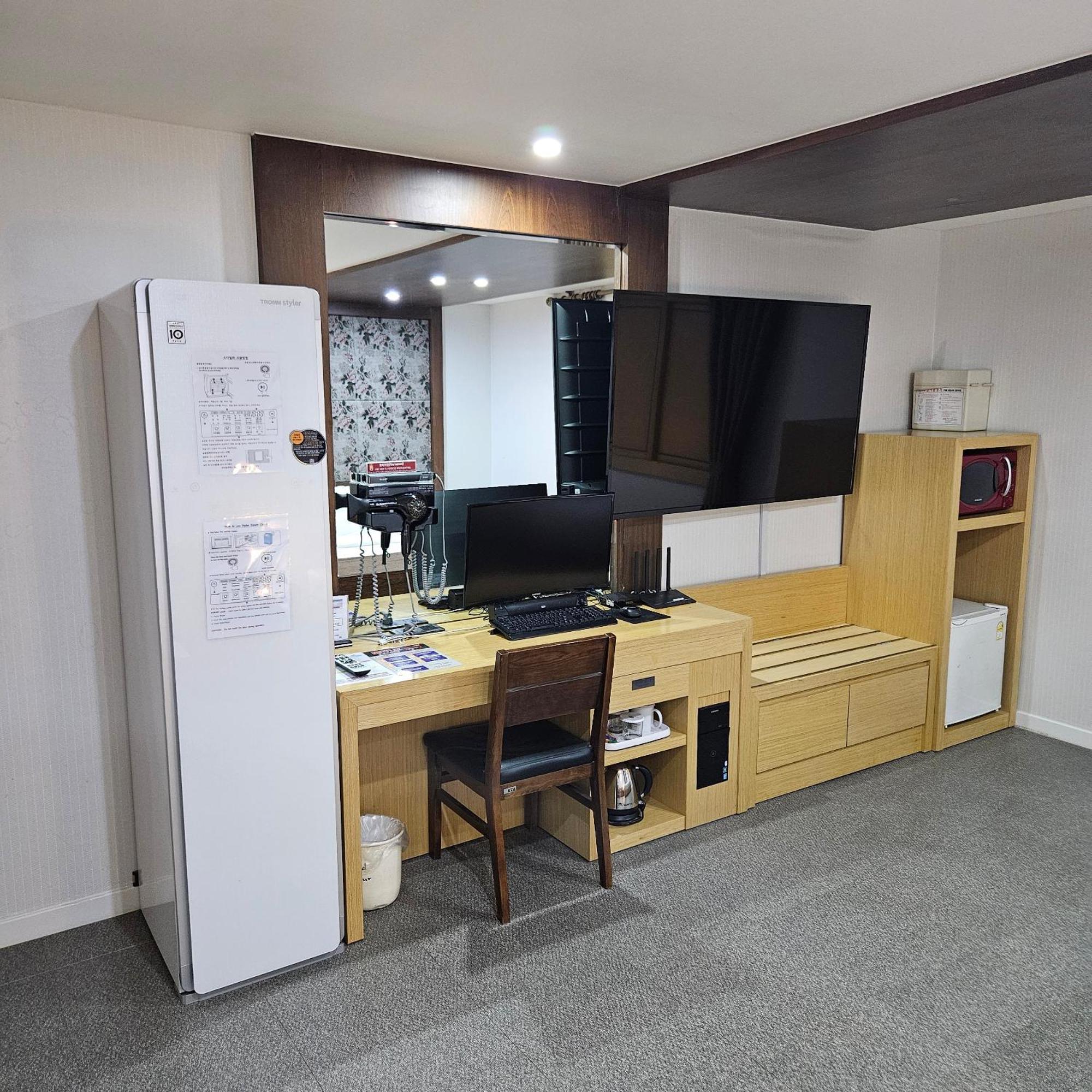 Symphony Hotel Suwon Eksteriør bilde