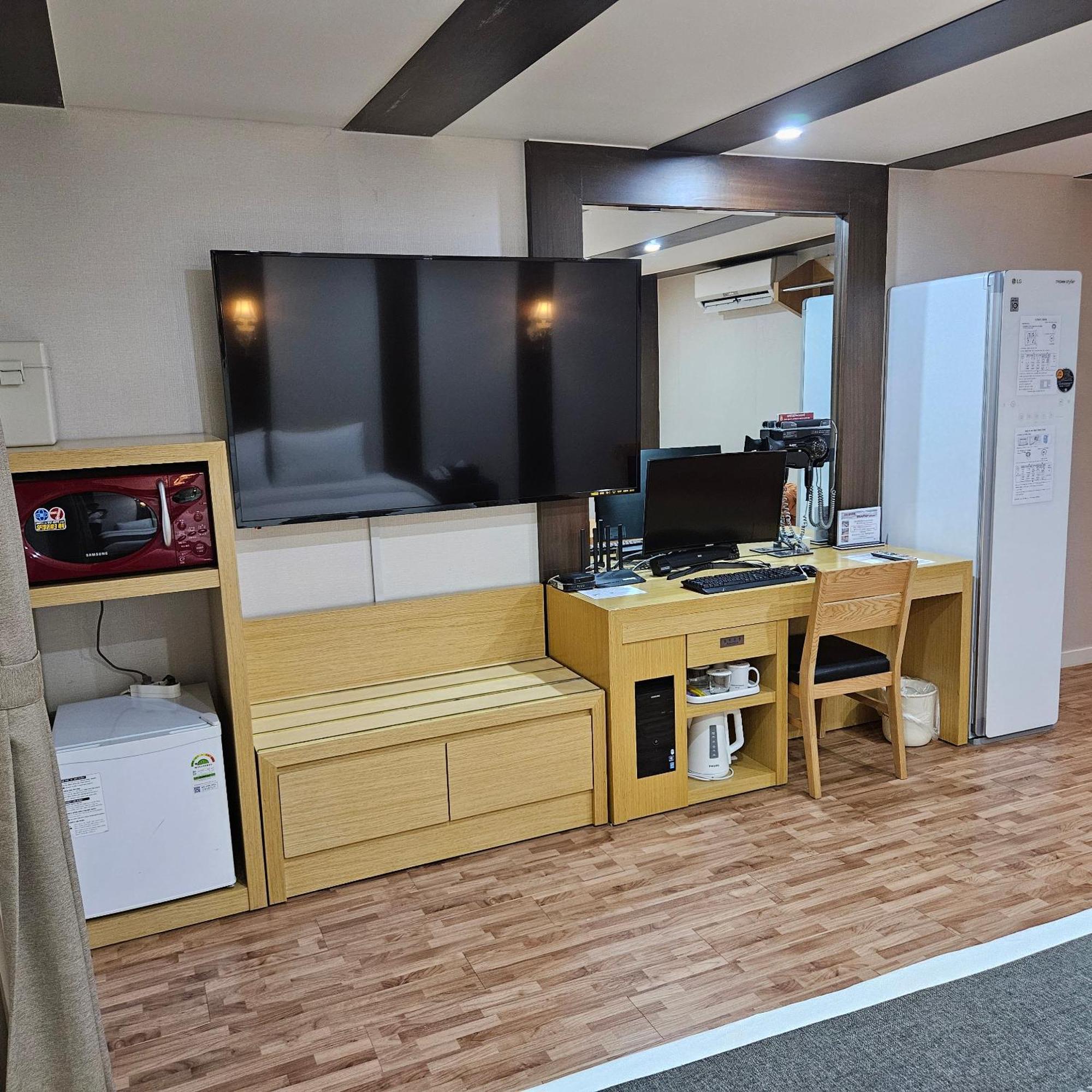 Symphony Hotel Suwon Eksteriør bilde