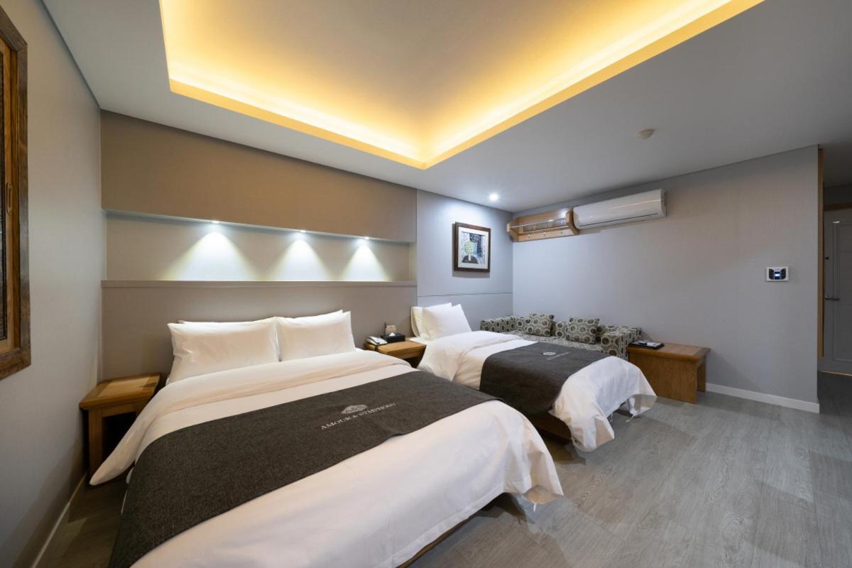 Symphony Hotel Suwon Eksteriør bilde