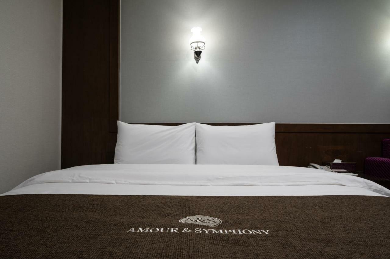 Symphony Hotel Suwon Eksteriør bilde