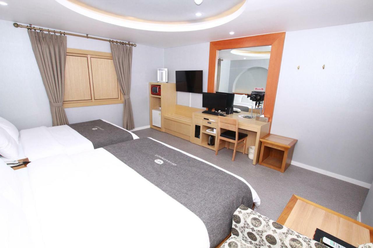Symphony Hotel Suwon Eksteriør bilde